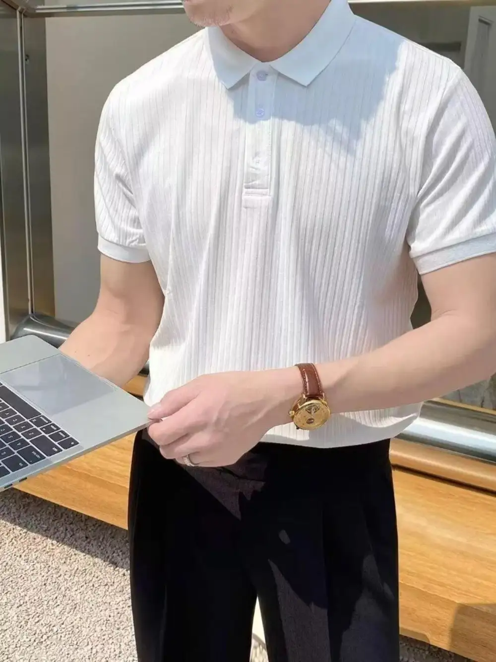 Men’s Textured Slim Fit Polo