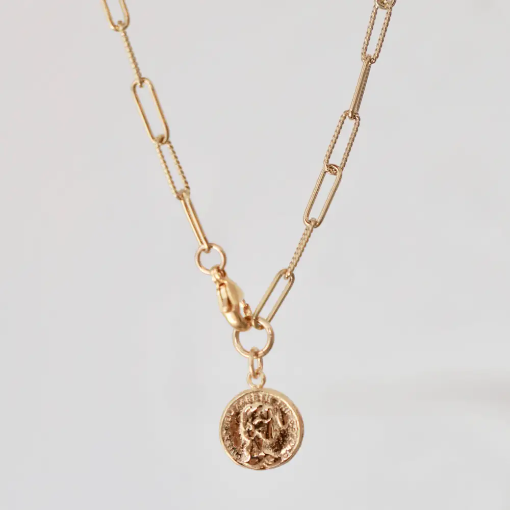 Minimal Coin Pendant Necklace