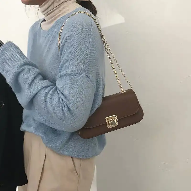 Chain Strap Baguette Bag
