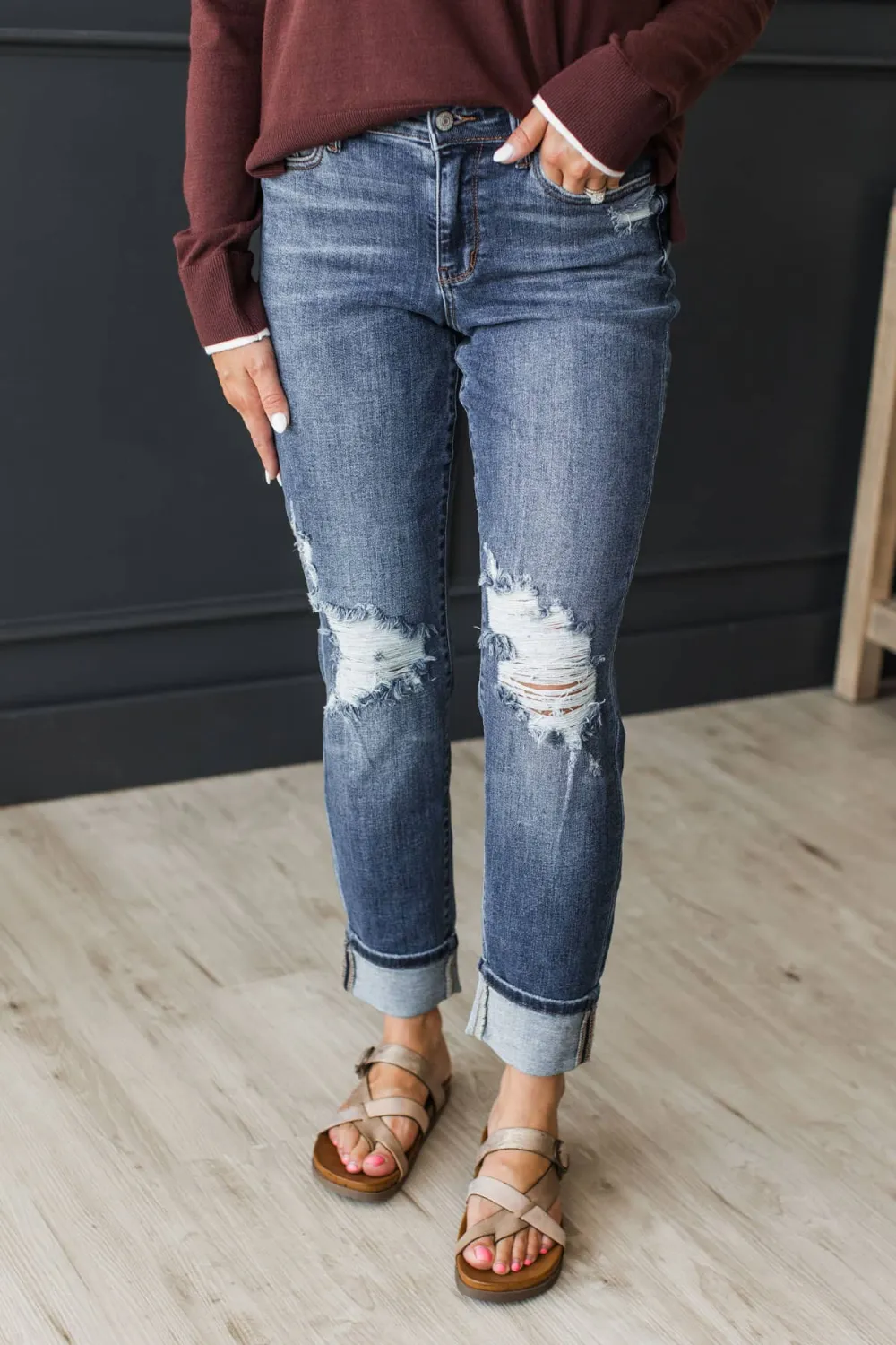Mid-Rise Boyfriend Distressed Jeans