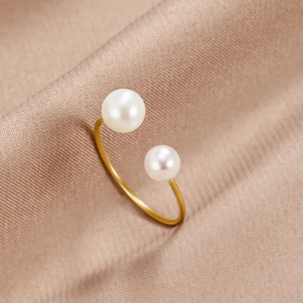 Modern Pearl Ring