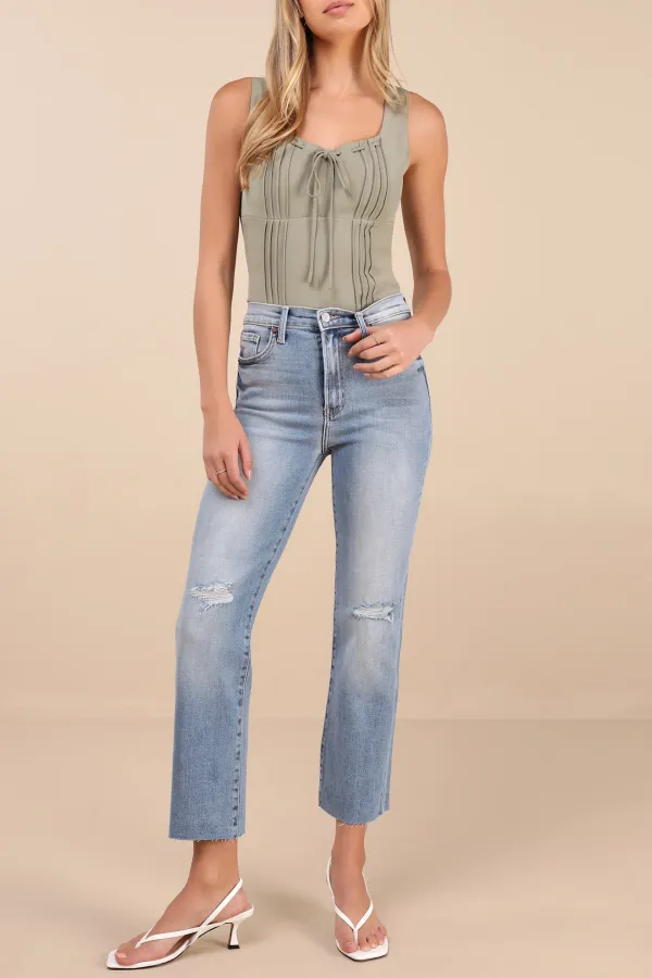 Daily Light Wash Denim High-Rise Distressed Mom Jeans