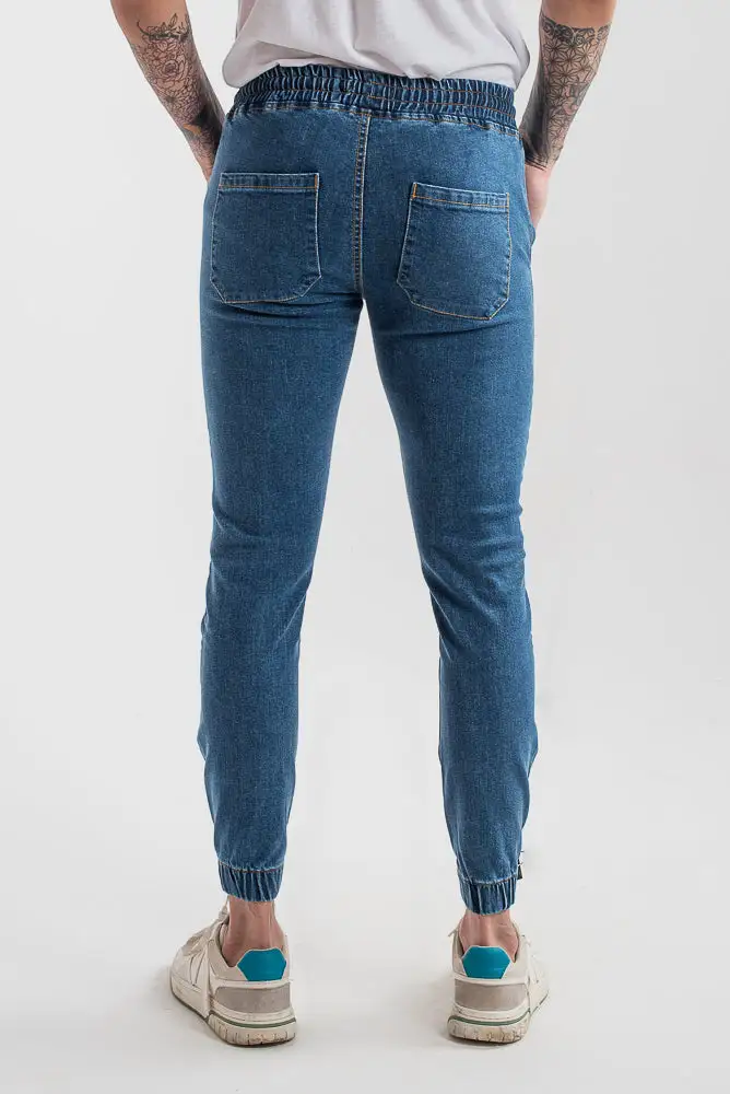 Stretch-Denim Jogger Jeans