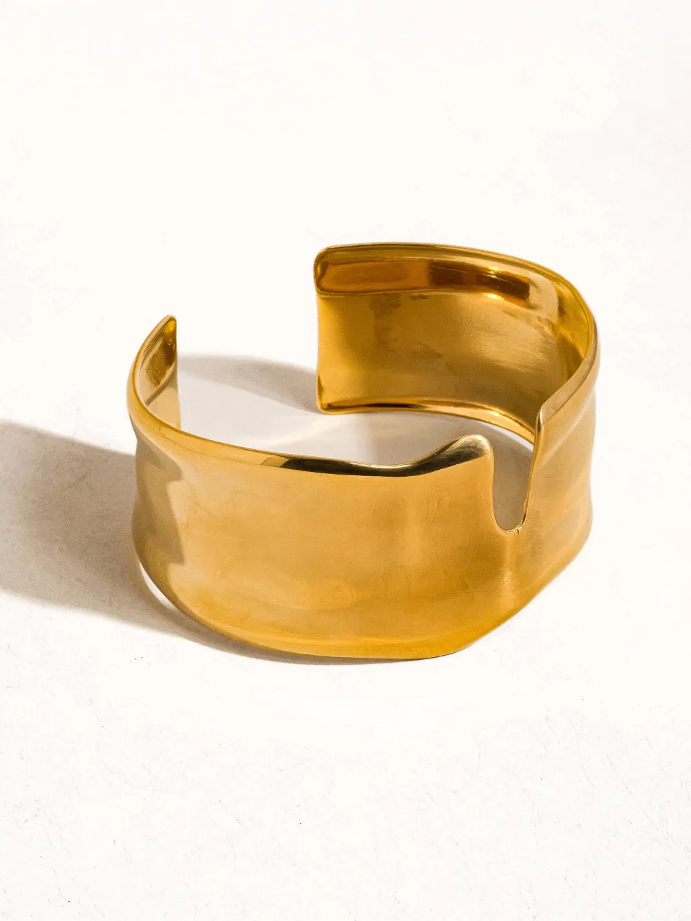 Classic Everyday Jewelry Detail