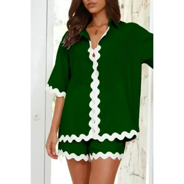 Simple Contrast Trim Half Sleeve Top and Shorts Set