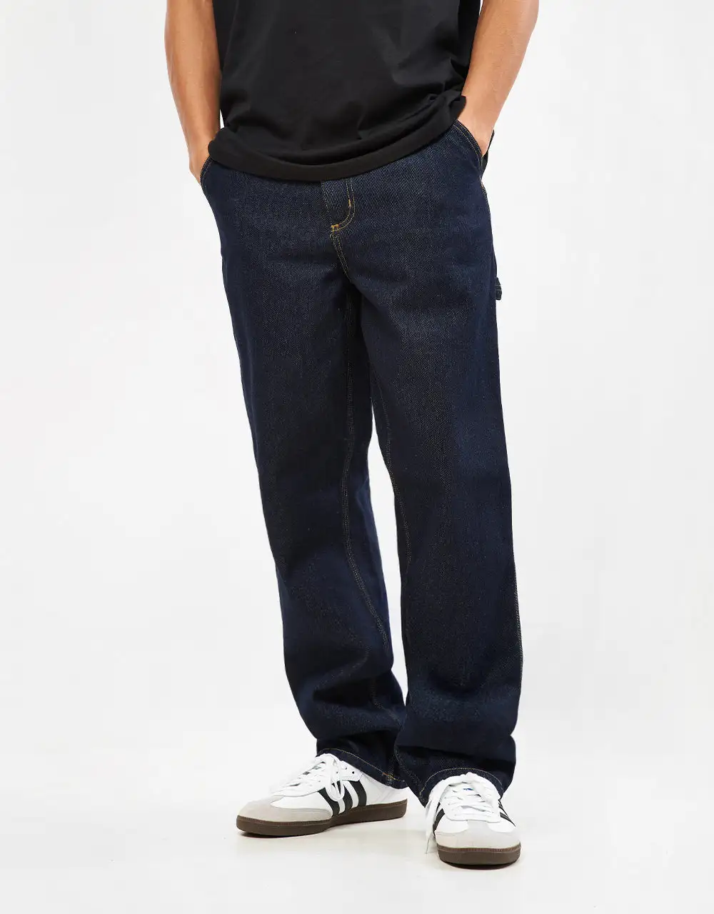 Rinsed Relaxed Single Knee Denim Jeans