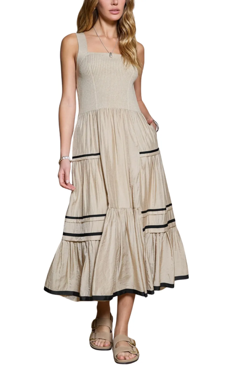 Sleeveless Flared Contrast Detail Midi Dress