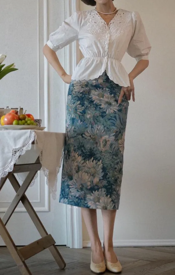 Textured Polished Straight Floral Skirt