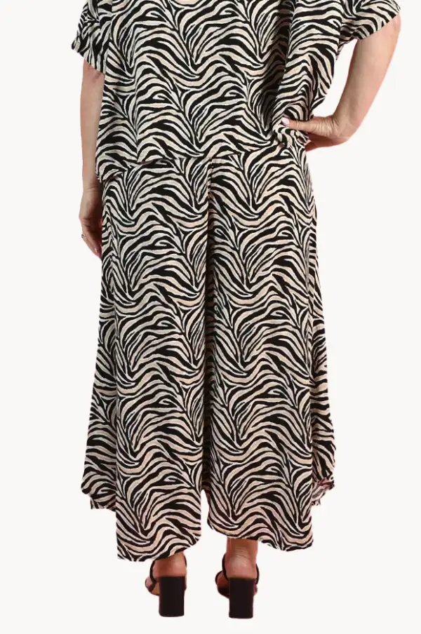 Pleated High Rise Wide Leg Pants