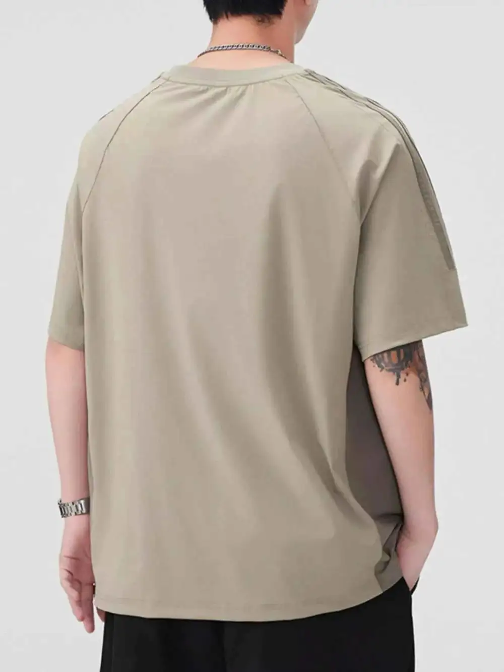 Simple Round Neck Short Sleeve T-Shirt