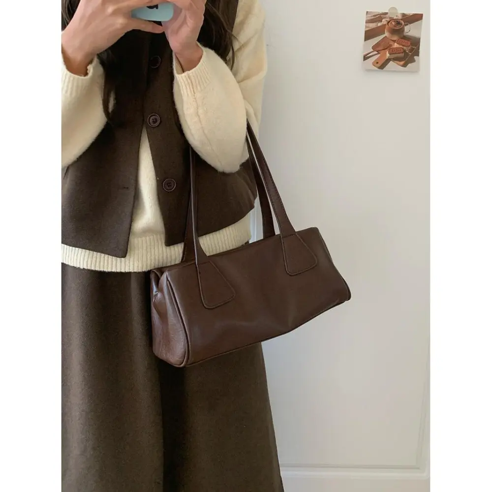 Soft Slim Baguette Bag