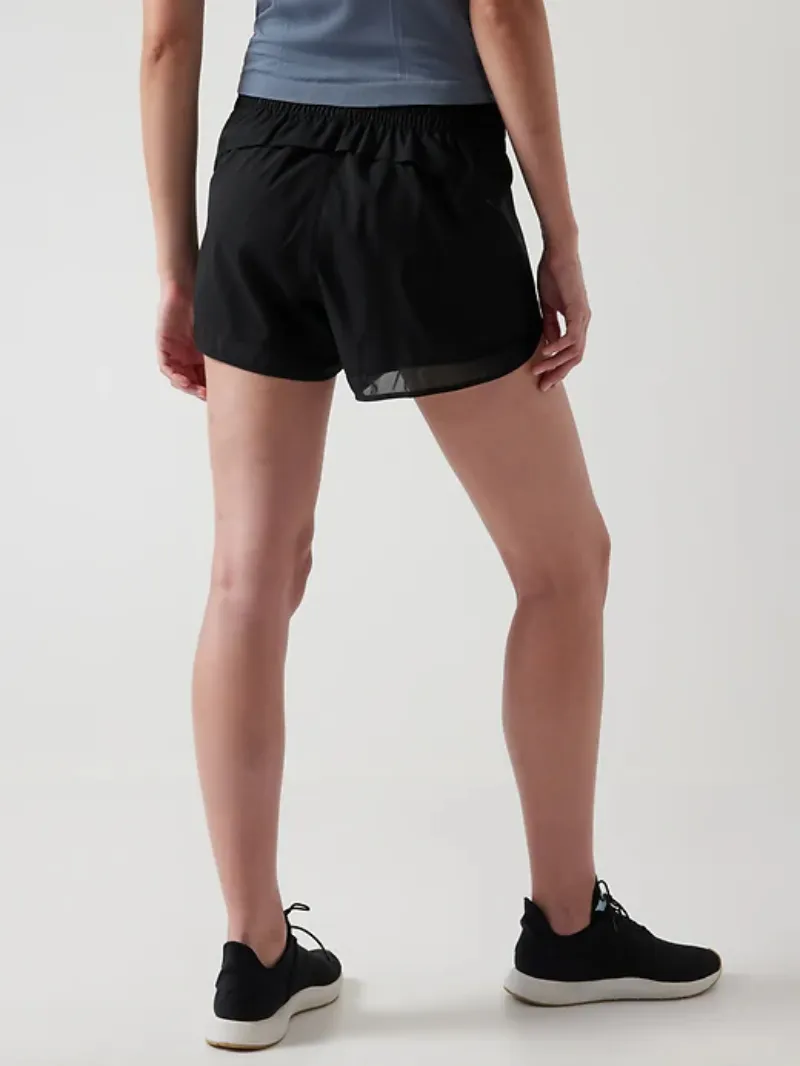 Lightweight Sports Shorts For Fresh Casual Style