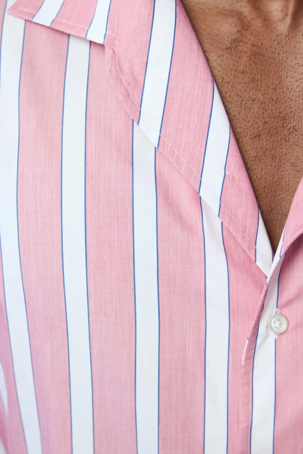 Streamlined Relaxed Fit Casual Shirt