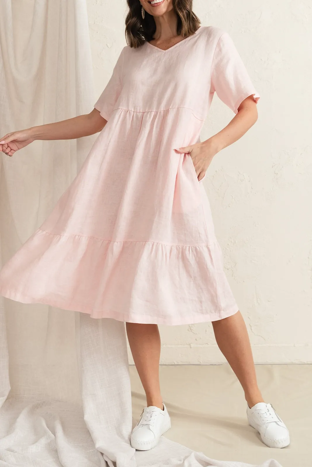 Pocket Below-Knee Tiered Linen Pleated V-Neck Half-Sleeve Dress
