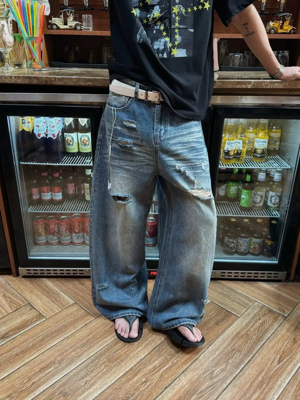 Whisker Faded Ripped Jeans