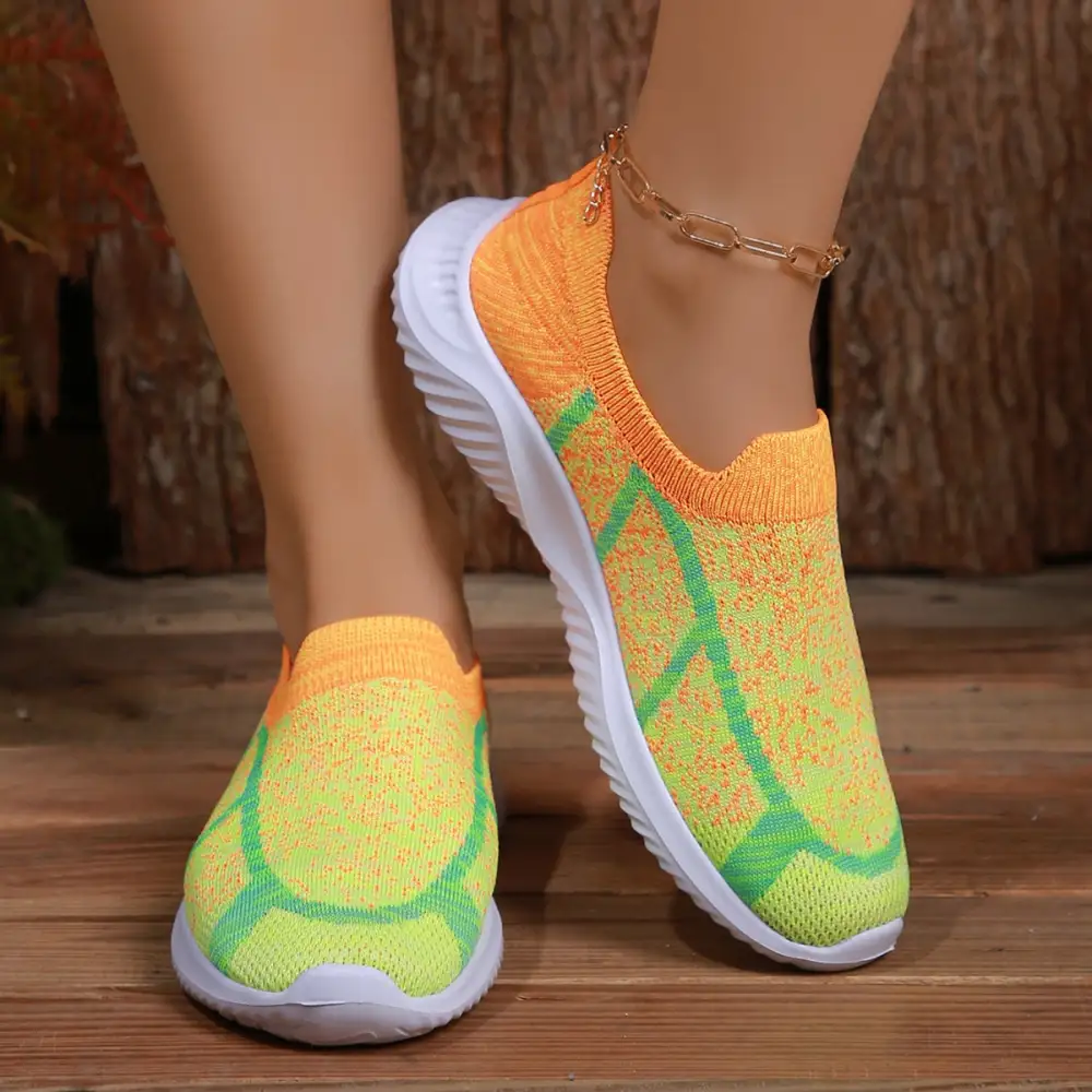 Everyday Round Toe Mesh Sneakers