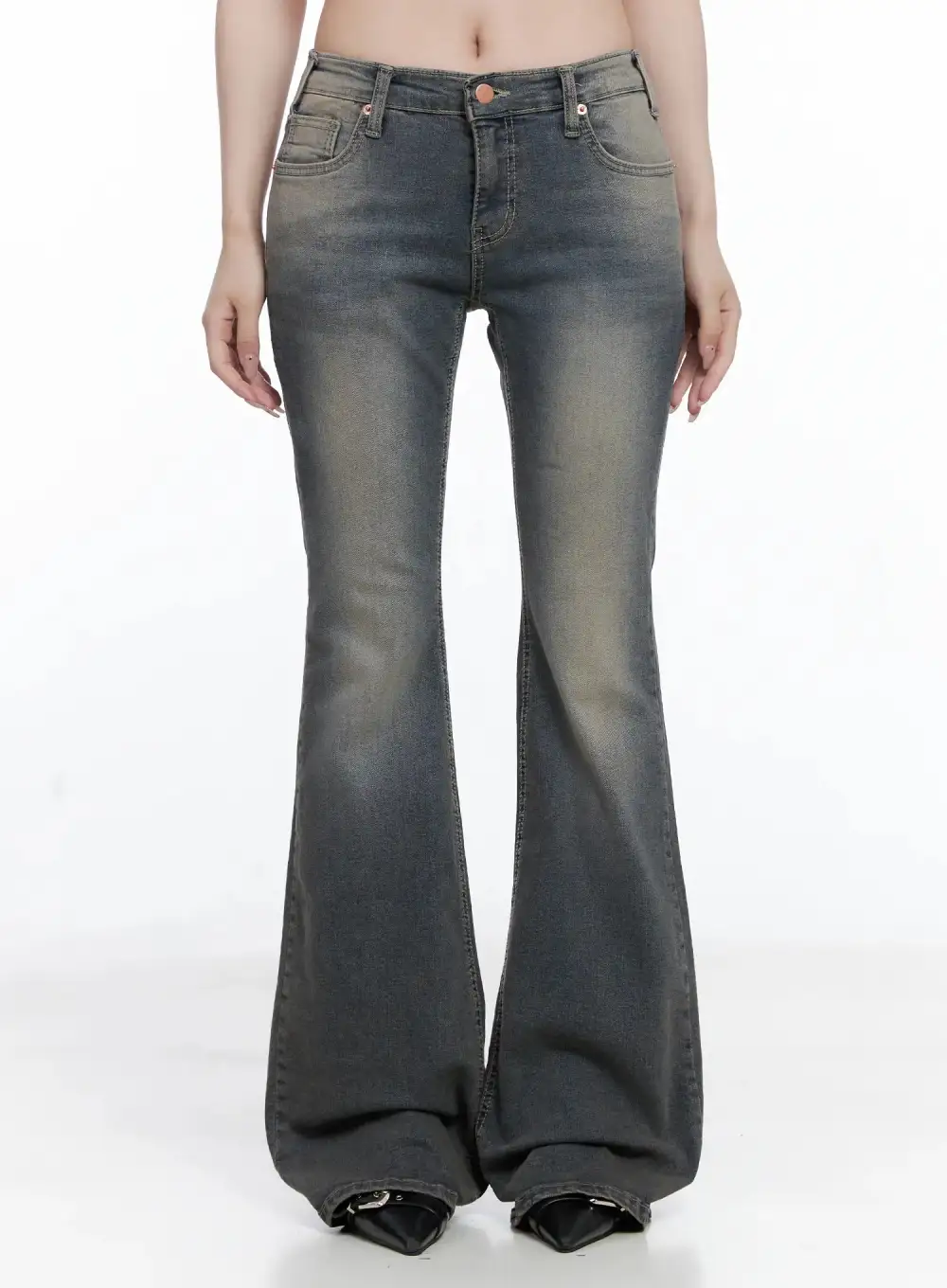 Low-Rise Flare Hip Pad Jeans