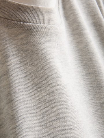 7-15yrs | Layered T-Shirt detail 2