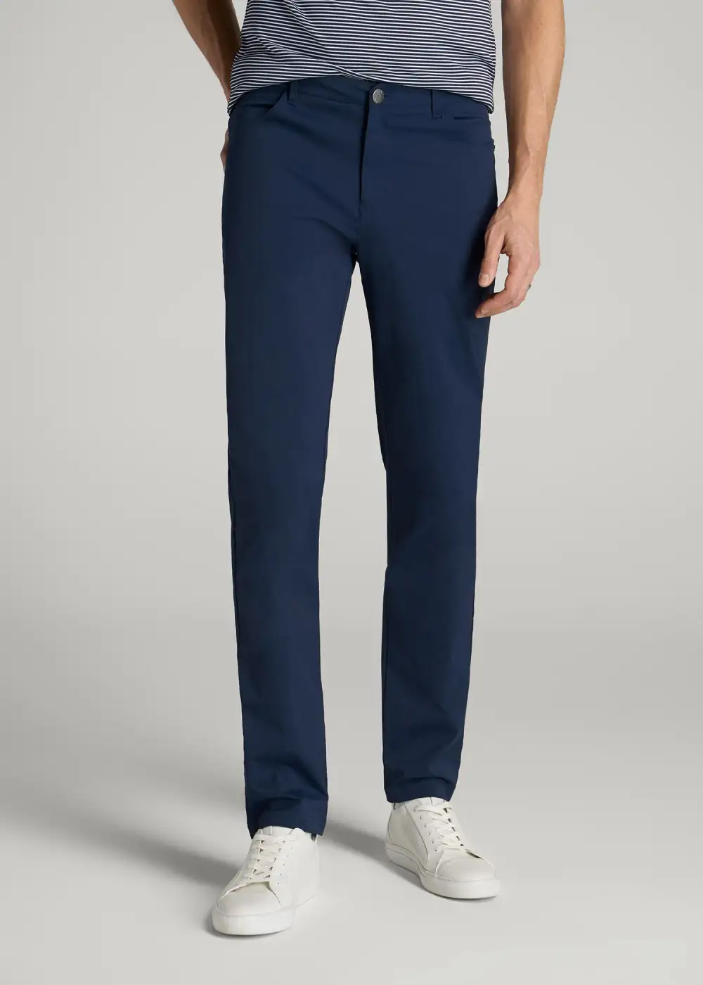 Men's Classic Tapered Stretch Pants