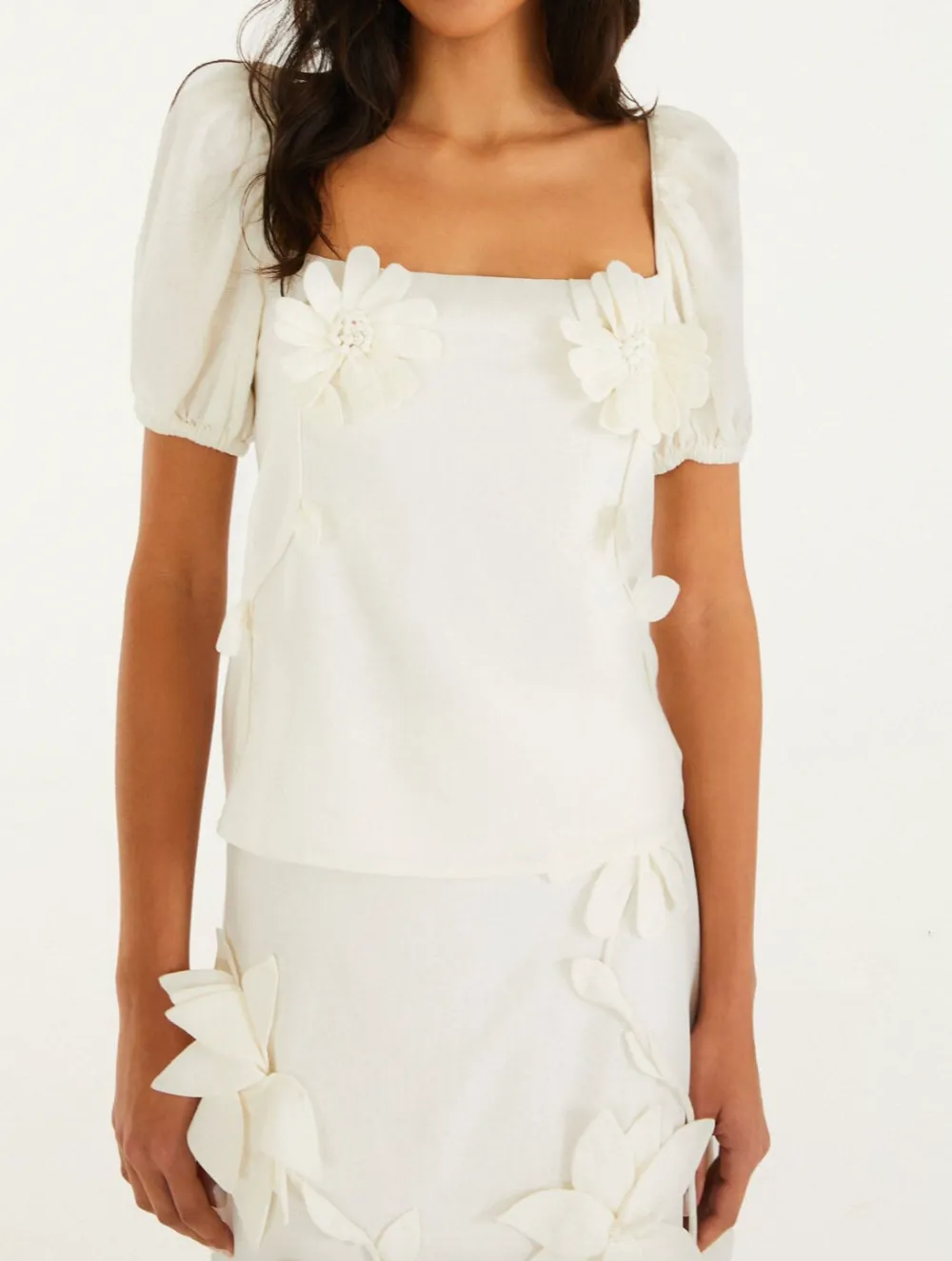 Floral Puff-Sleeve Short-Sleeve Blouse