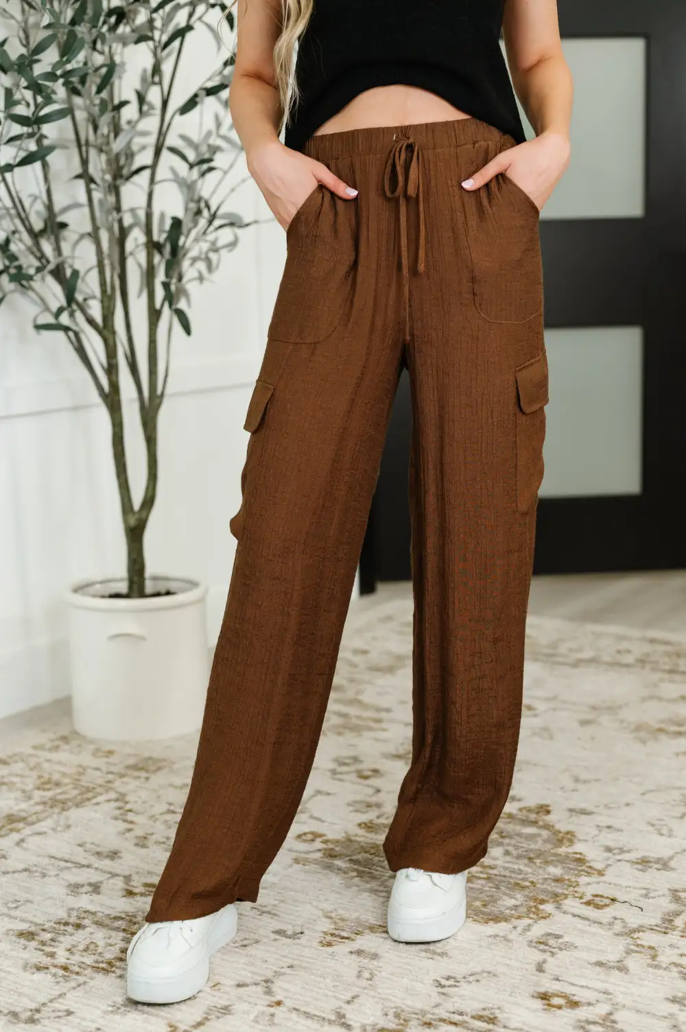 Relaxed Duty Straight Leg Cargo Pants In