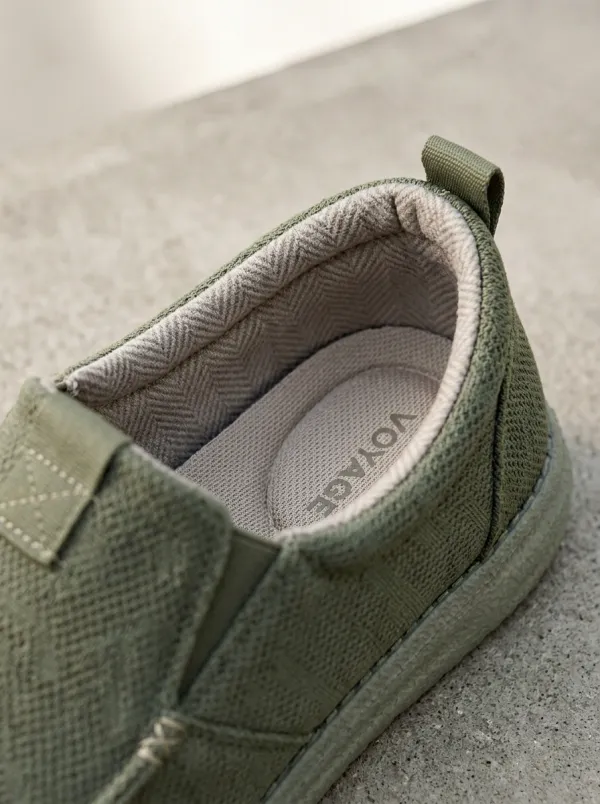 Outdoor-Inspired Stretch Minimalist Modern Look Men's Stretch Canvas Shoes