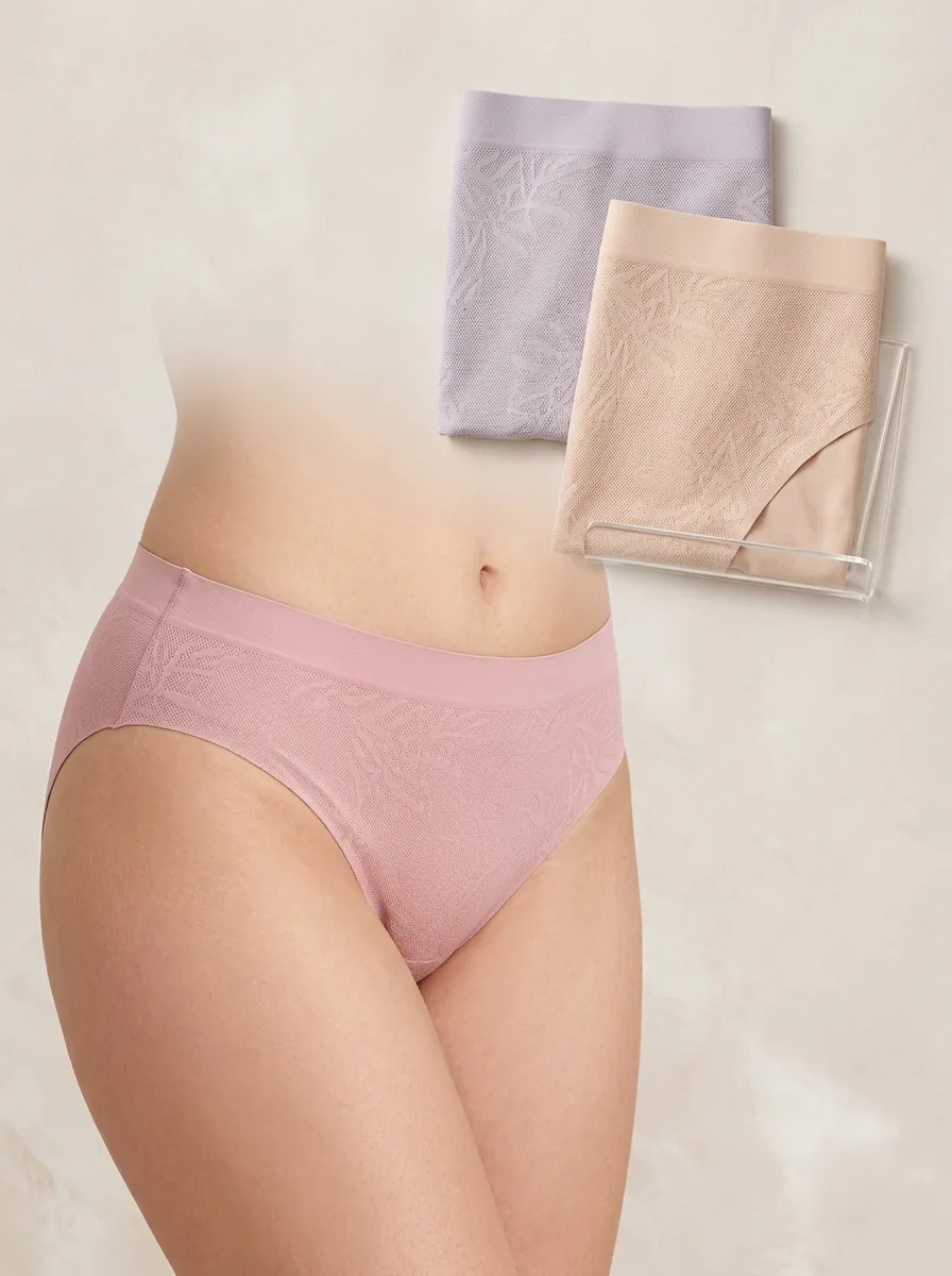Women's Floral Seamless Patterned Three-Pack Panties