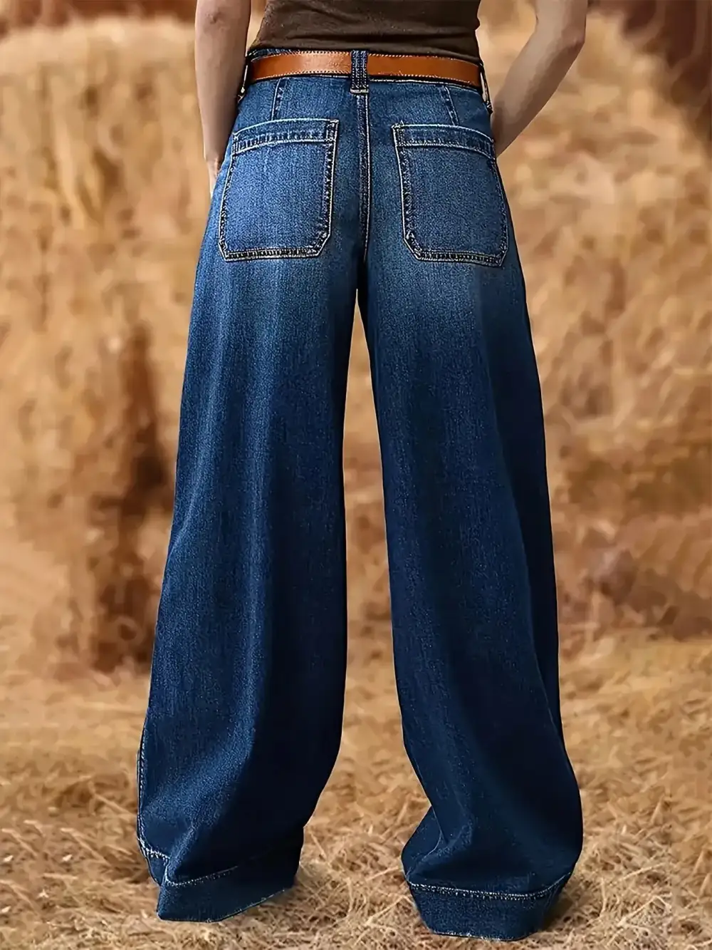 Pocket Detail Straight Leg Denim Jeans