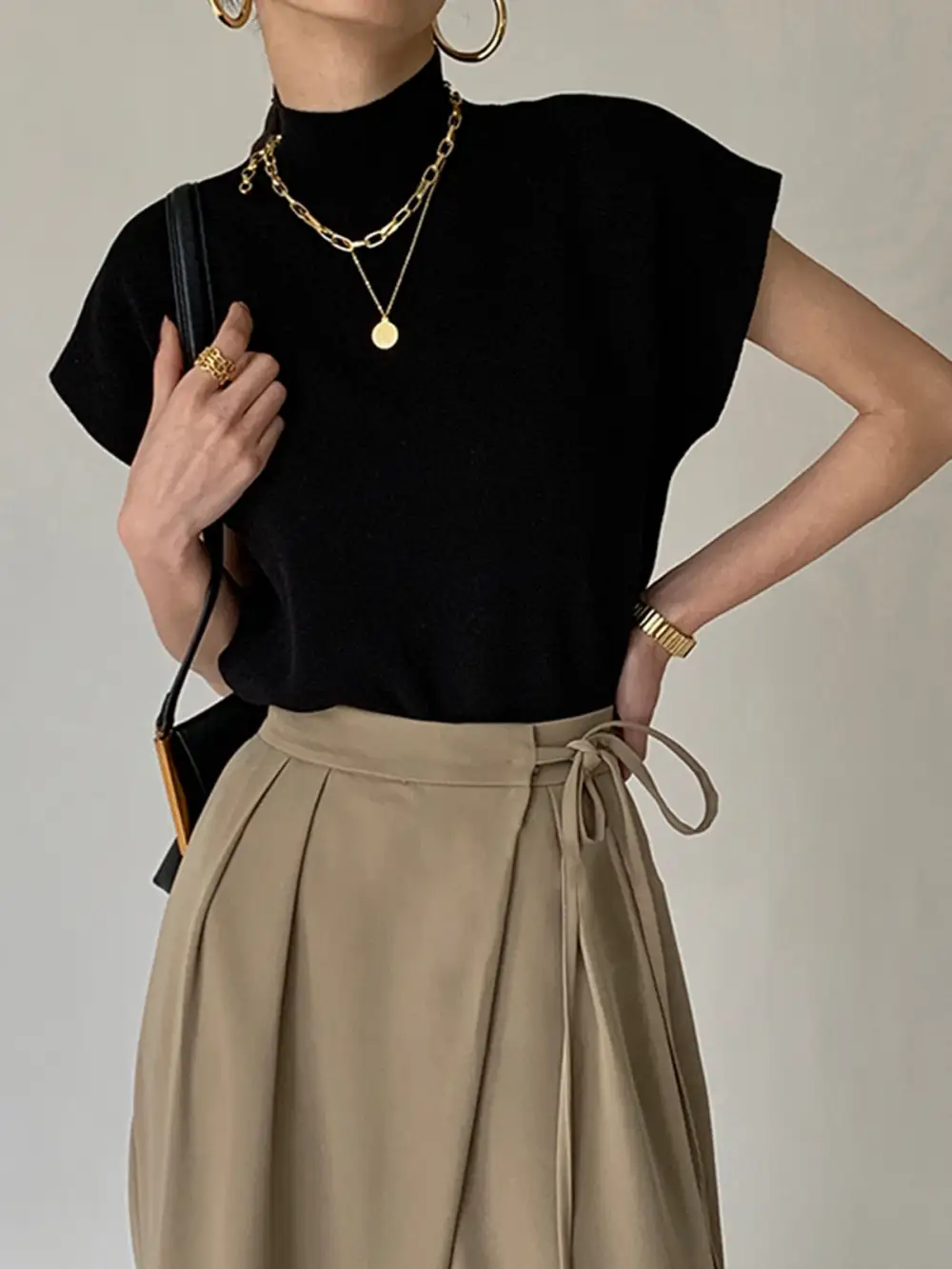 Relaxed Sleeveless Top
