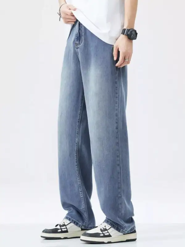 Relaxed Fit Wide Leg Vintage Wash Jeans