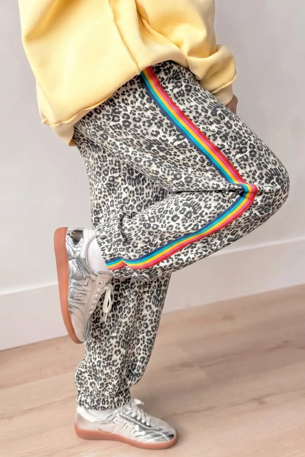 Women's Leopard Print Rainbow Striped Detail Buttoned Loose Jogger Jeans