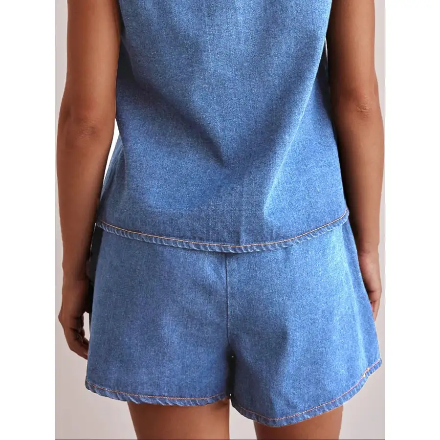 Textured Elastic Waist Denim Shorts