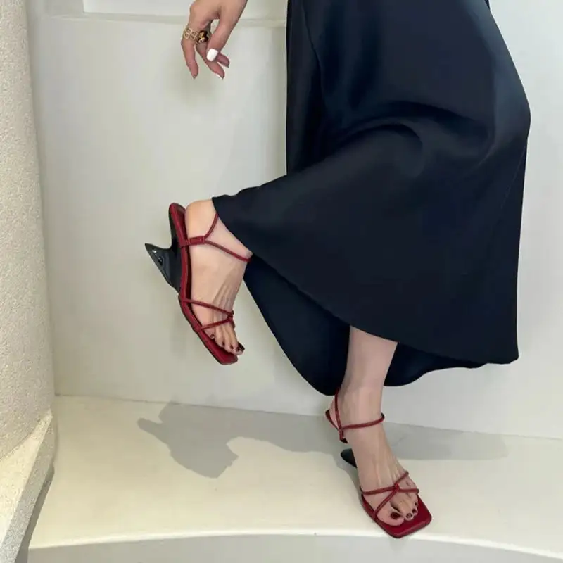 Open-Toe Block-Heel Heeled Sandals