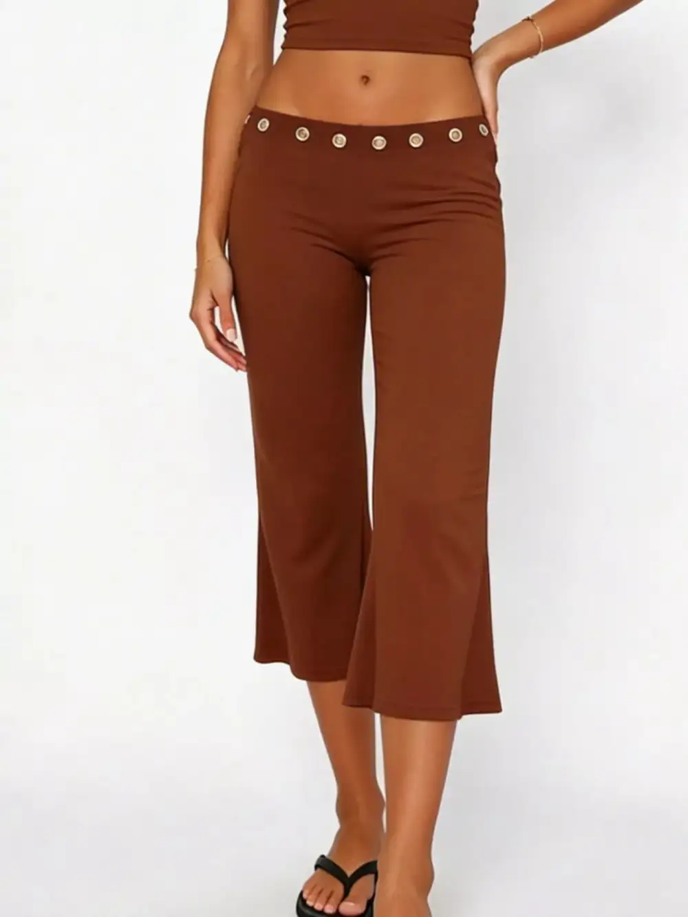 Mid Rise Capris Pants