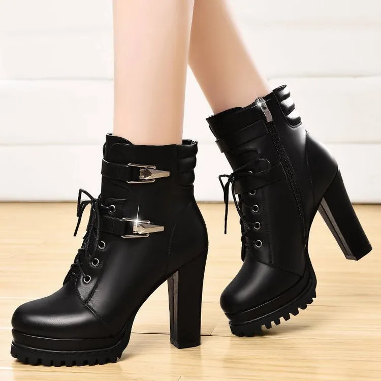 Round Toe Chunky Heel Everyday Pumps