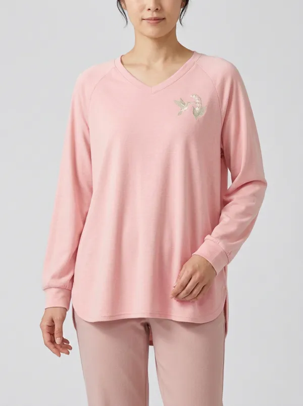 Women's Embroidered V-Neck Raglan Pullover