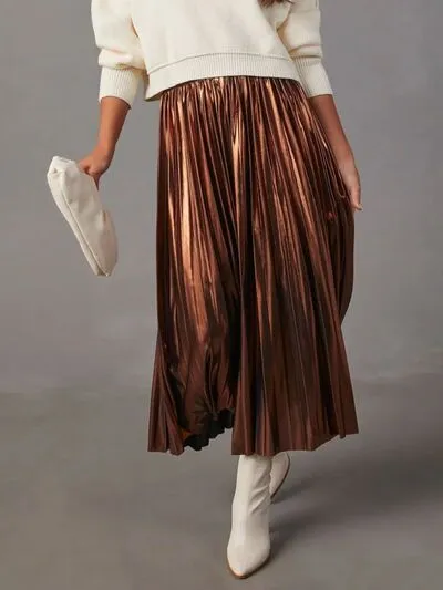 Pleated Becoming Midi Skirt