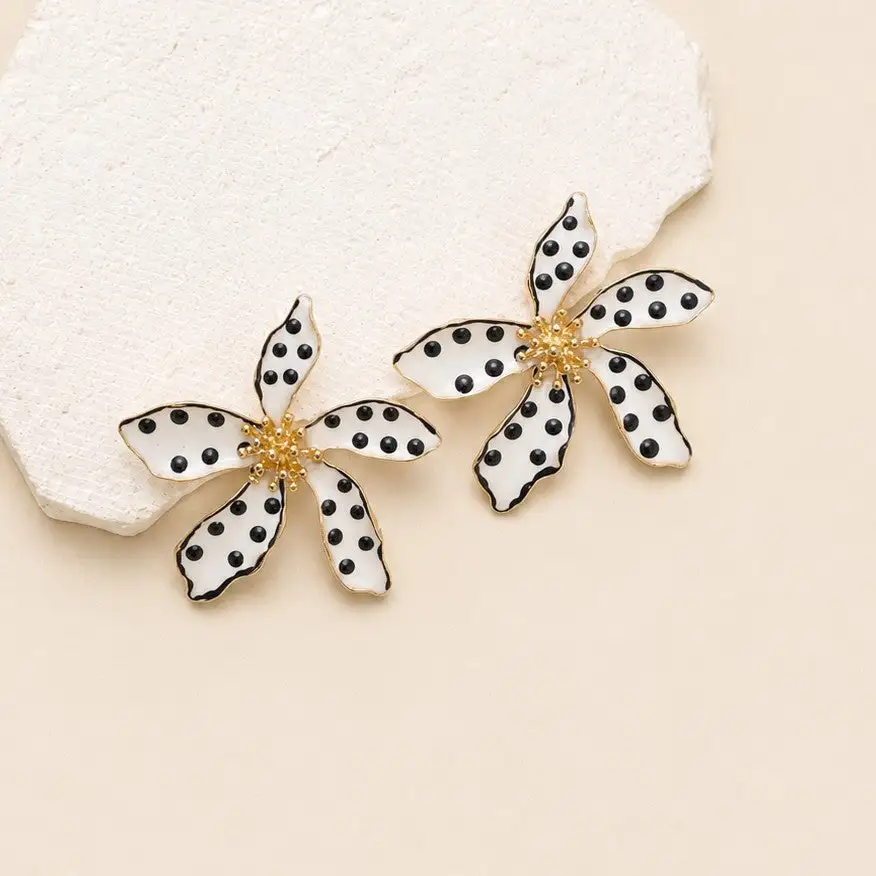Large Polka Dot Flower Stud