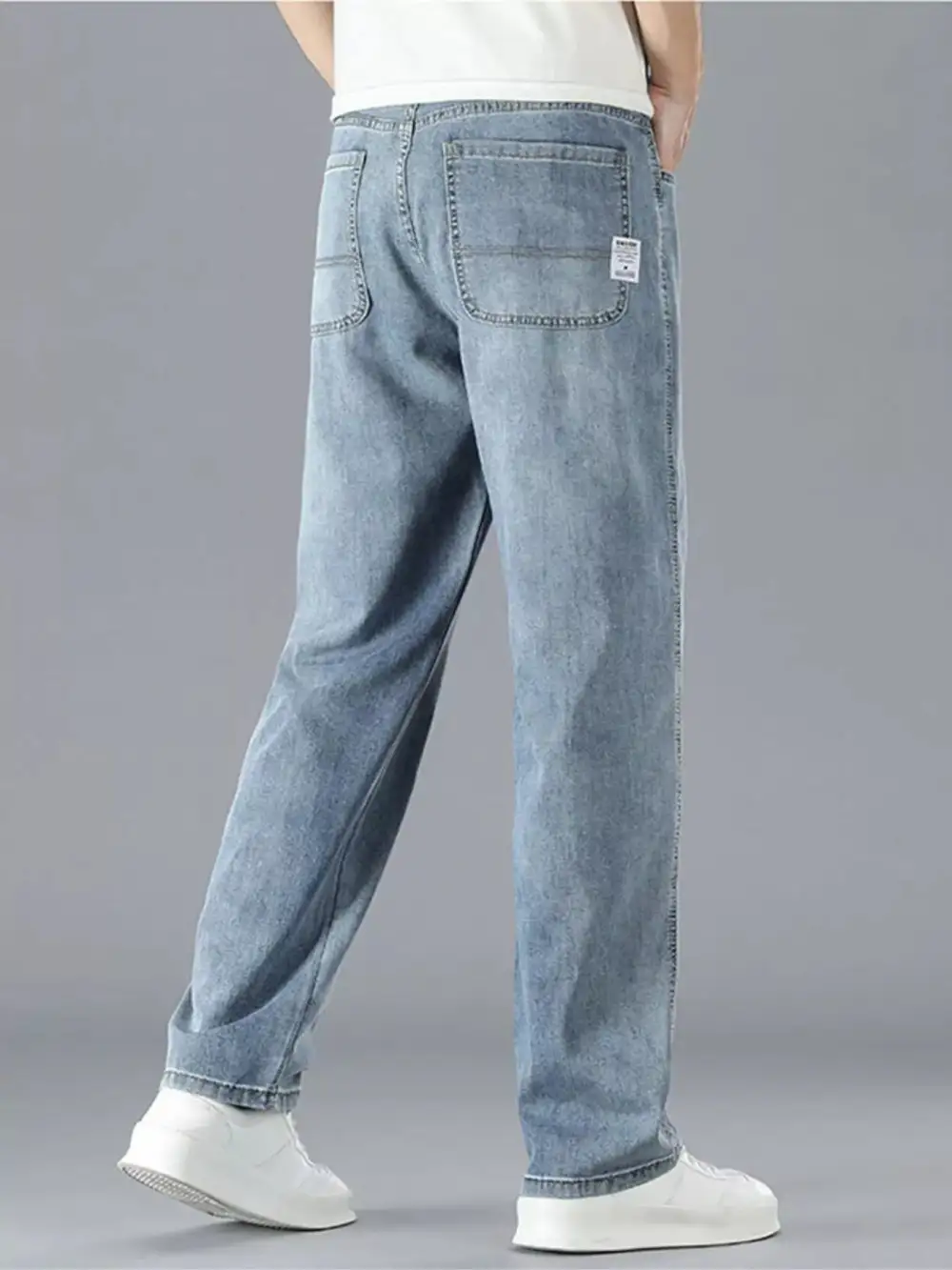 Everyday Straight Leg Jeans