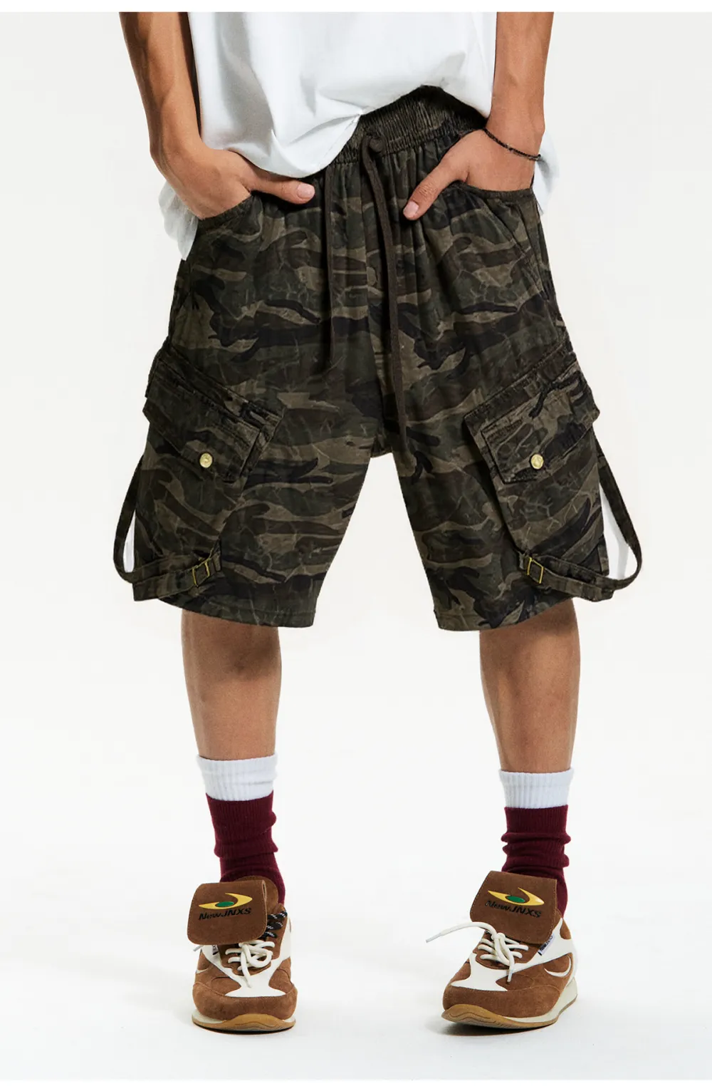Relaxed Loose Fit Utility Cargo Shorts