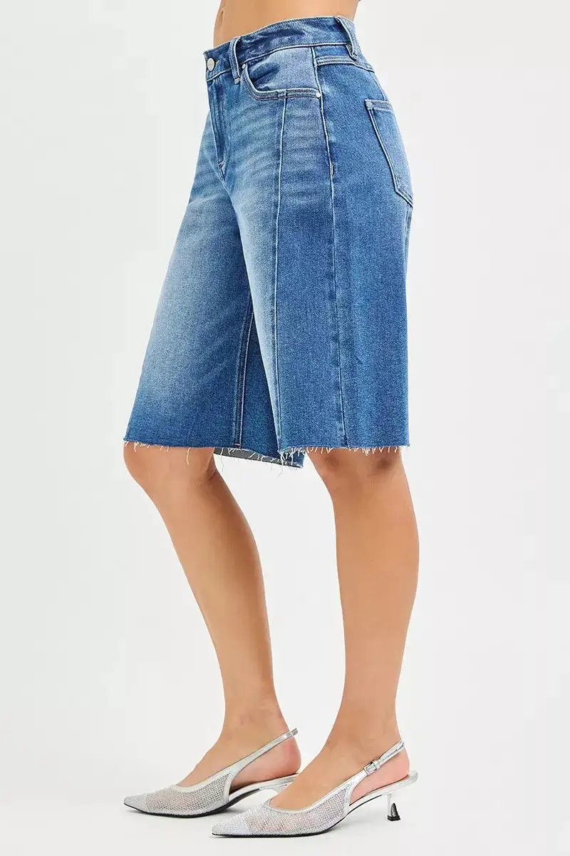 Slouchy Fit Relaxed Fit Raw Hem Pocketed Denim Shorts
