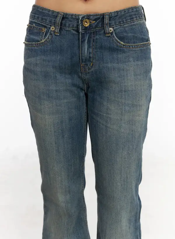 Loose-Fit Flared Bootcut Jeans