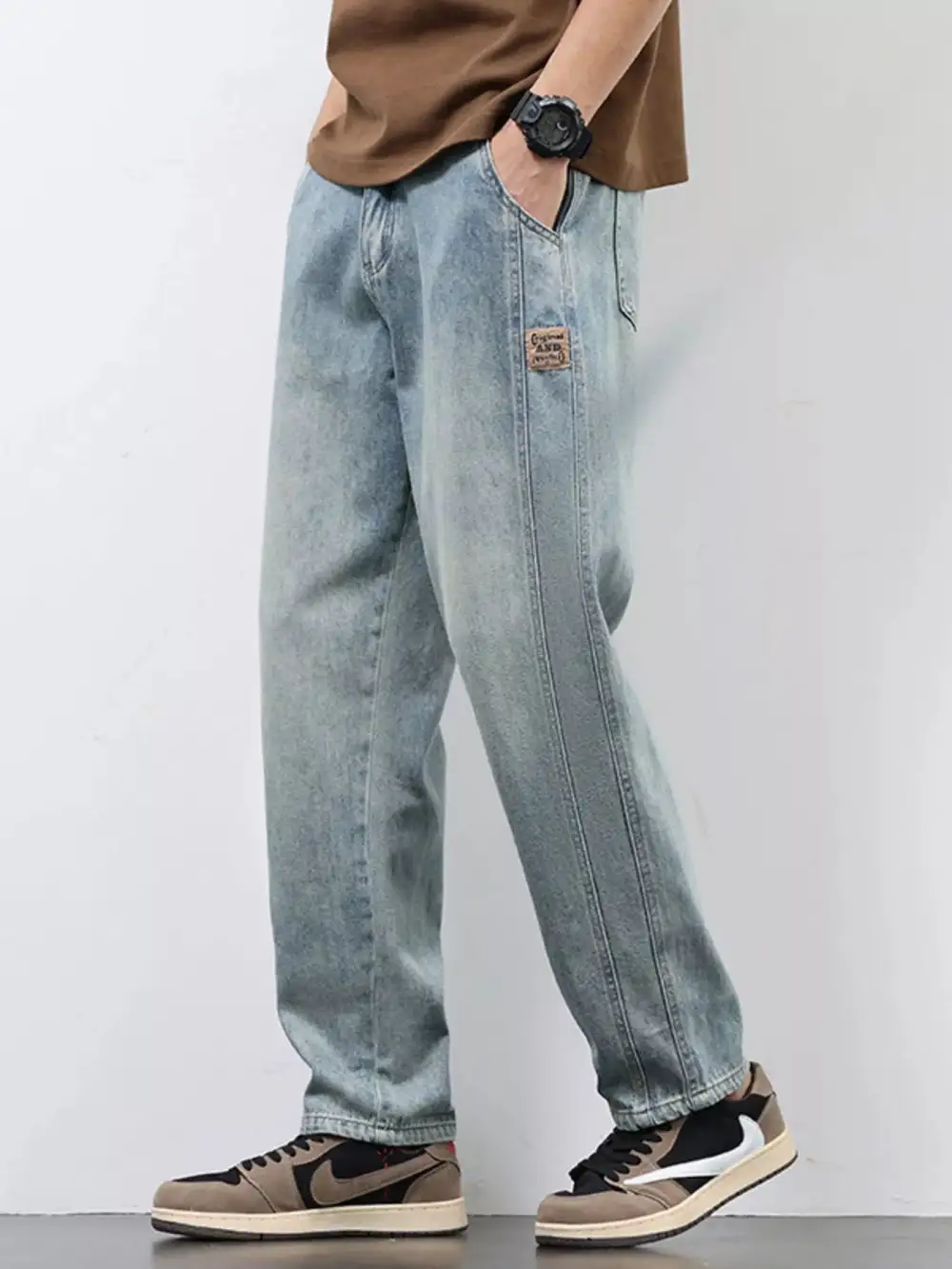 Relaxed Fit Jeans