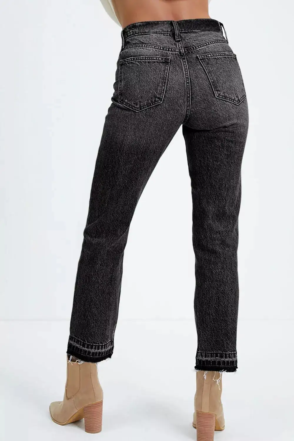 Refined Distressed Washed Pocketed Stretch Straight Leg Jeans