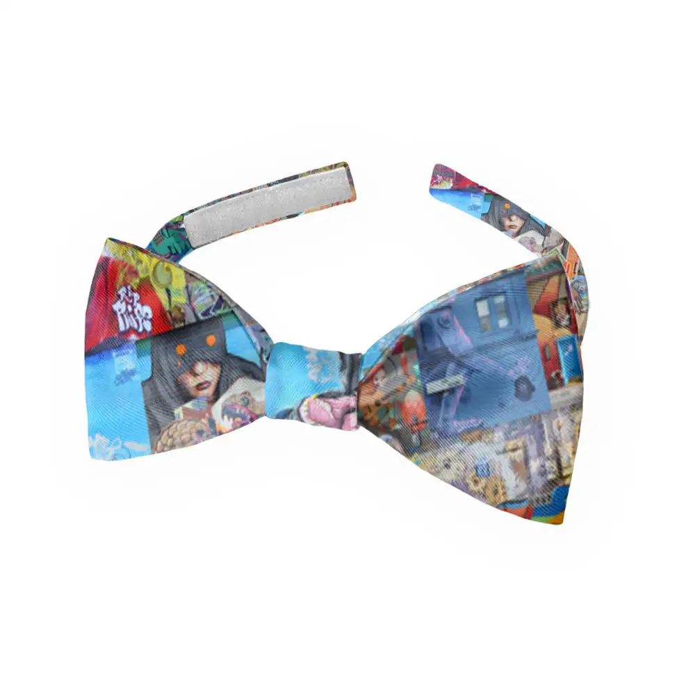 Lincoln Park Street Art Pattern Bow Tie