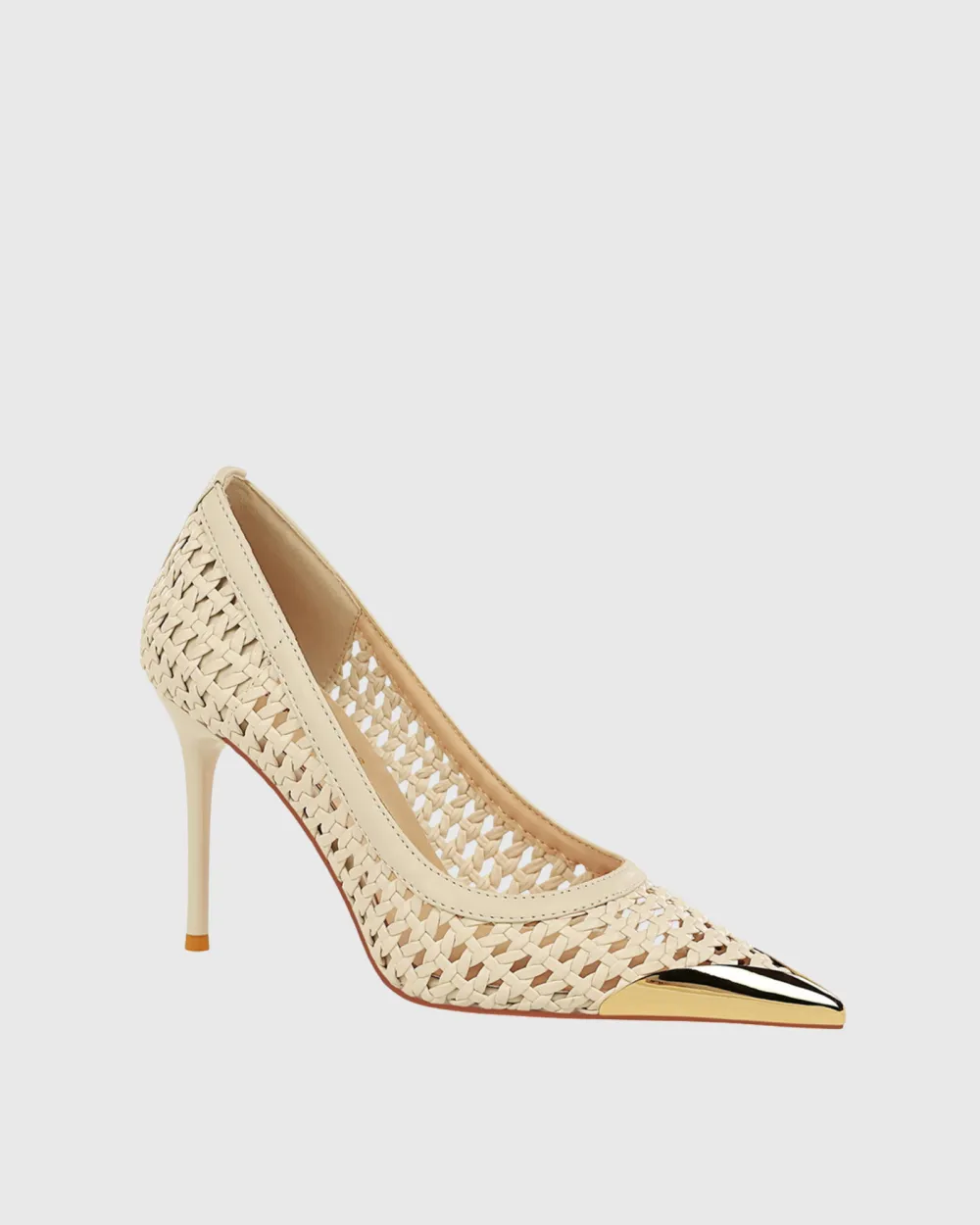 Woven Pumps in Beige