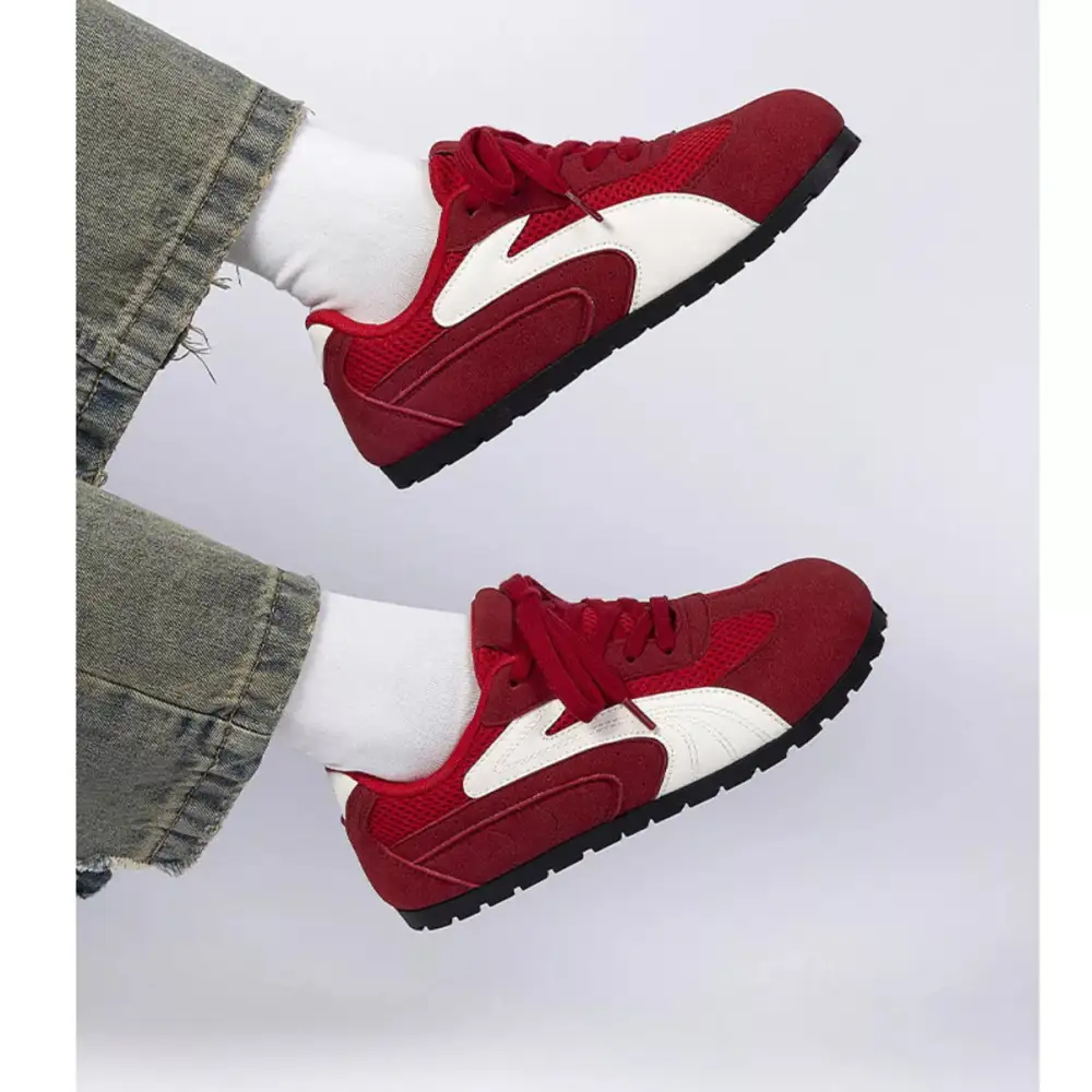 Contrast Lace-Up Casual Sneakers