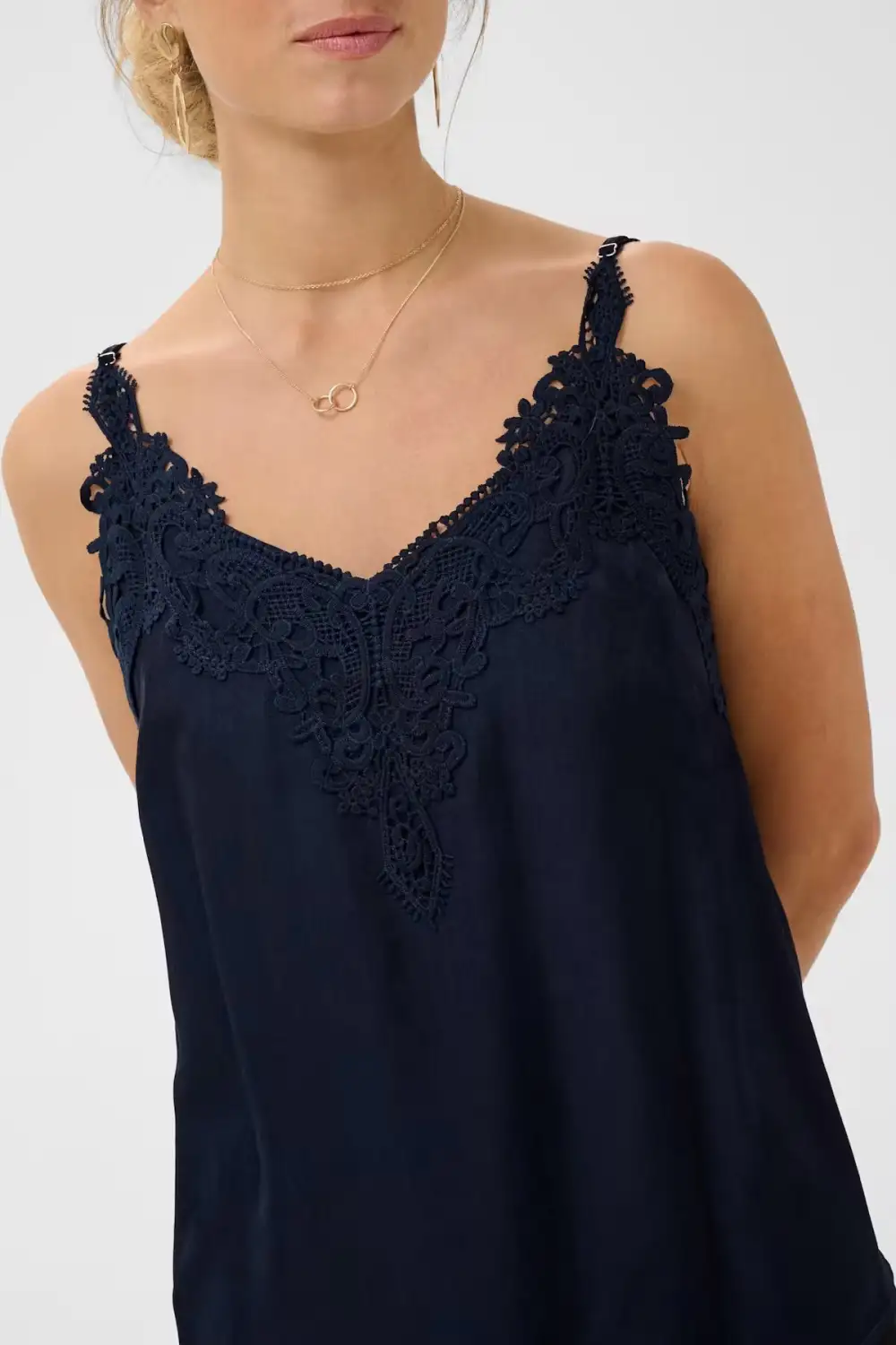 Versatile Everyday Layering Top