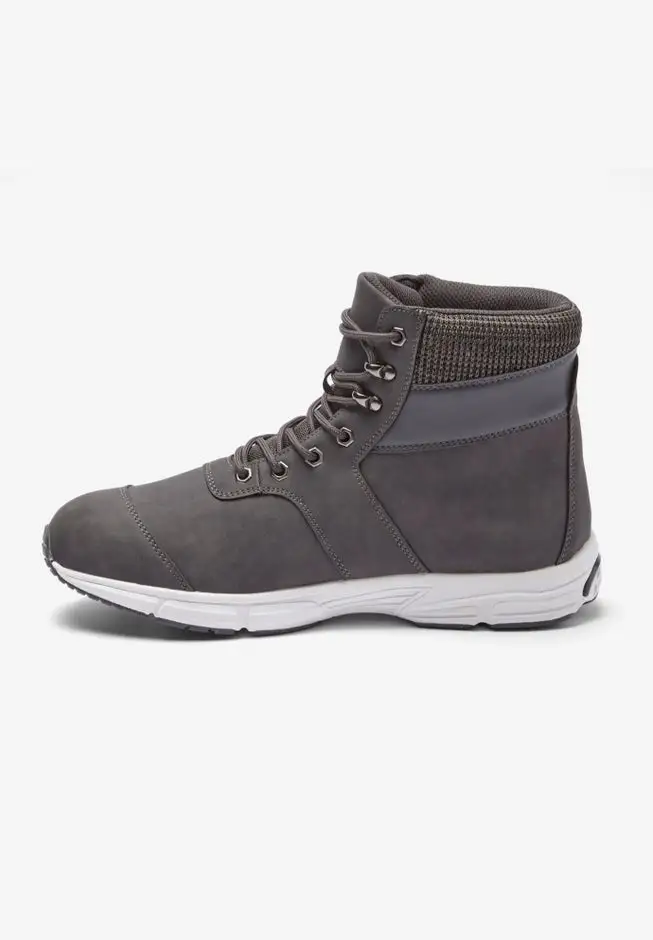 Sneaker boots