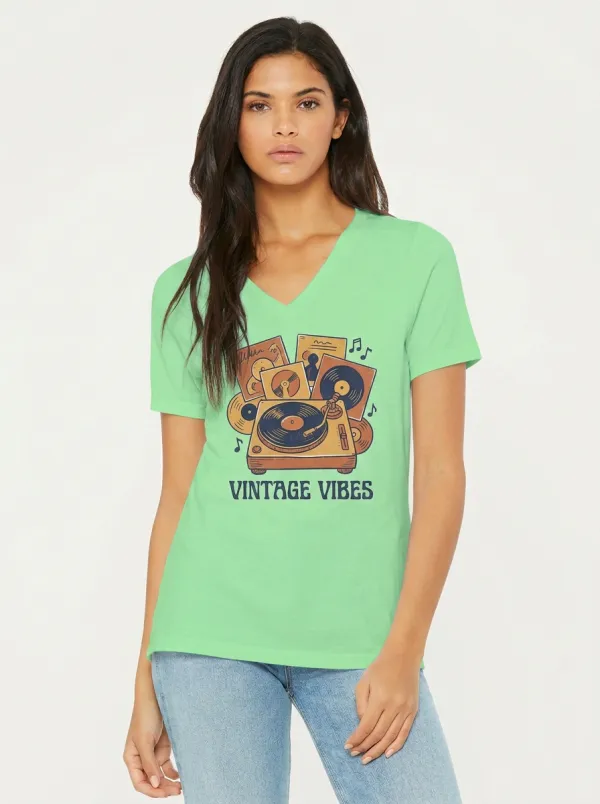 Women's Music-Inspired Vintage Vinyl Record Player Printed V-neck T-Shirt